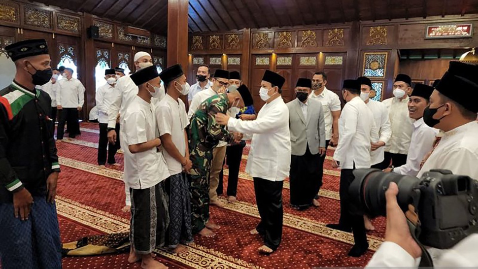 Prabowo Silaturahmi Lebaran ke Sultan HB X di Keraton Yogya
