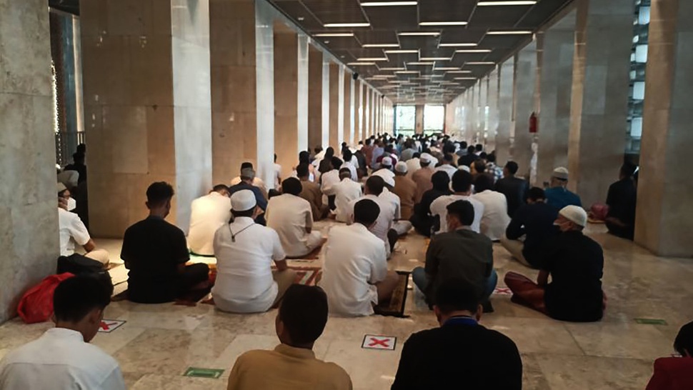 Kembali Gelar Salat Idulfitri, Masjid Istiqlal Dipadati Jemaah