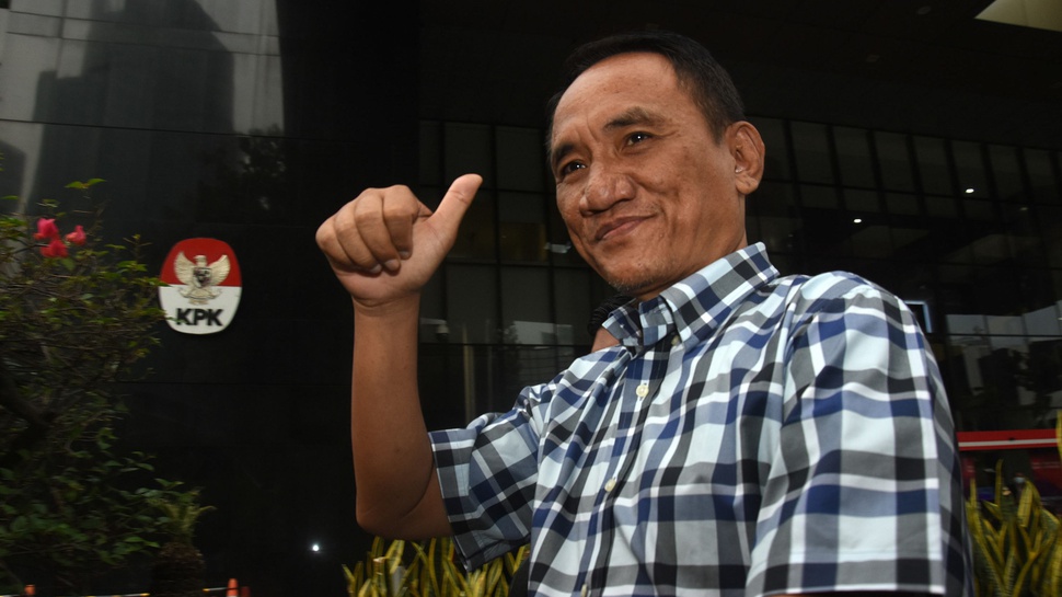 Andi Arief Sebut Ada Kader Demokrat Terima Uang dari Ricky Ham