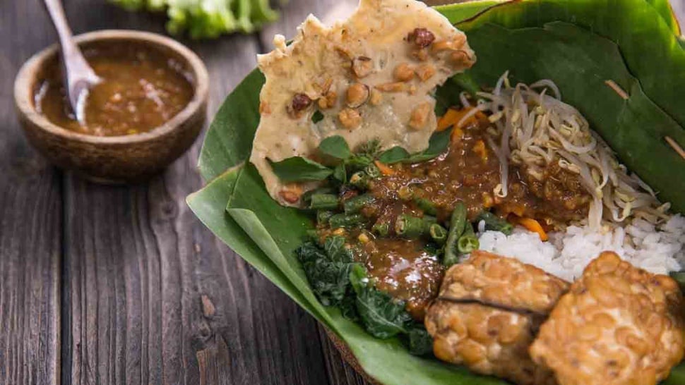 Resep Pecel Madiun Makanan Legendaris Khas Jawa Timur