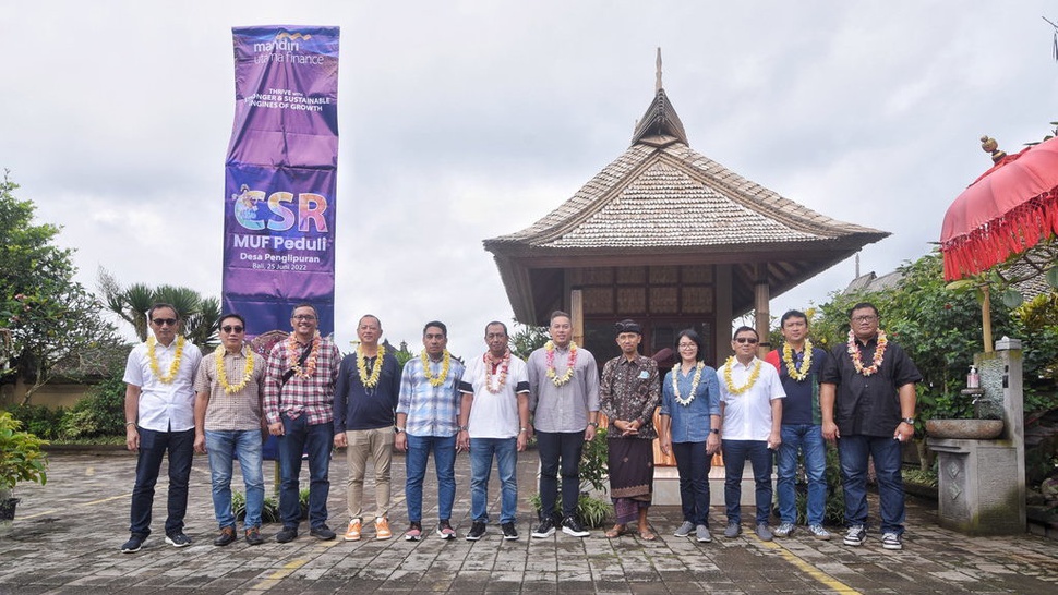 Mandiri Finance Bangun 3 Loket Tiket di Desa Panglipuran Bali