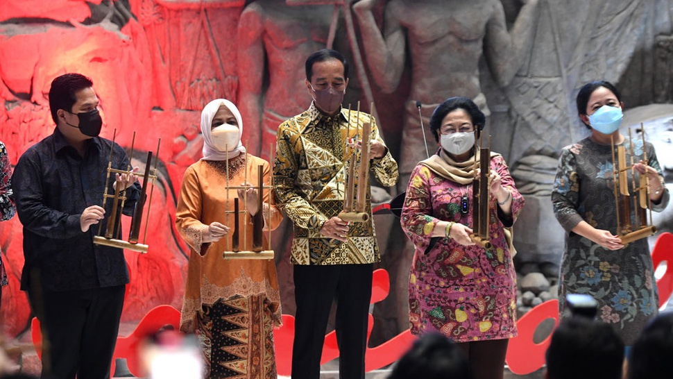 Hasto Sebut Jokowi & Megawati Sudah Bahas Nama Calon Menpan-RB