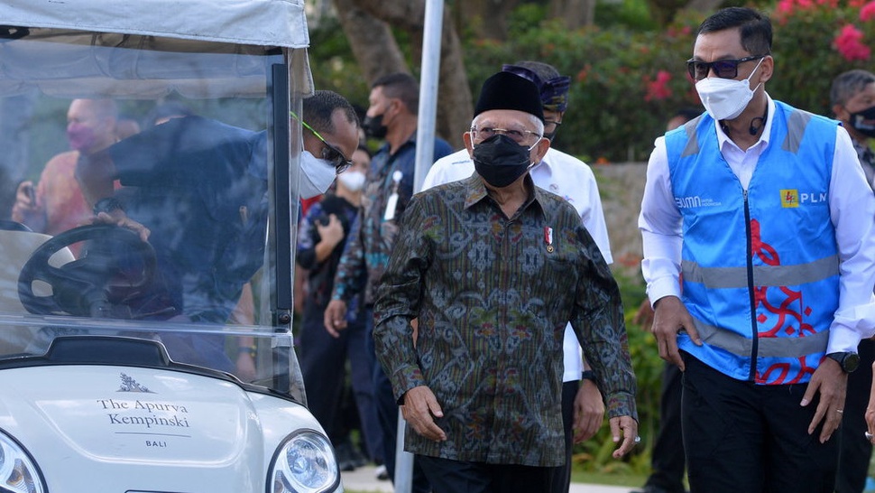 Mobil Wapres Ma'ruf Amin Sempat Diadang Pendemo BBM di Palembang