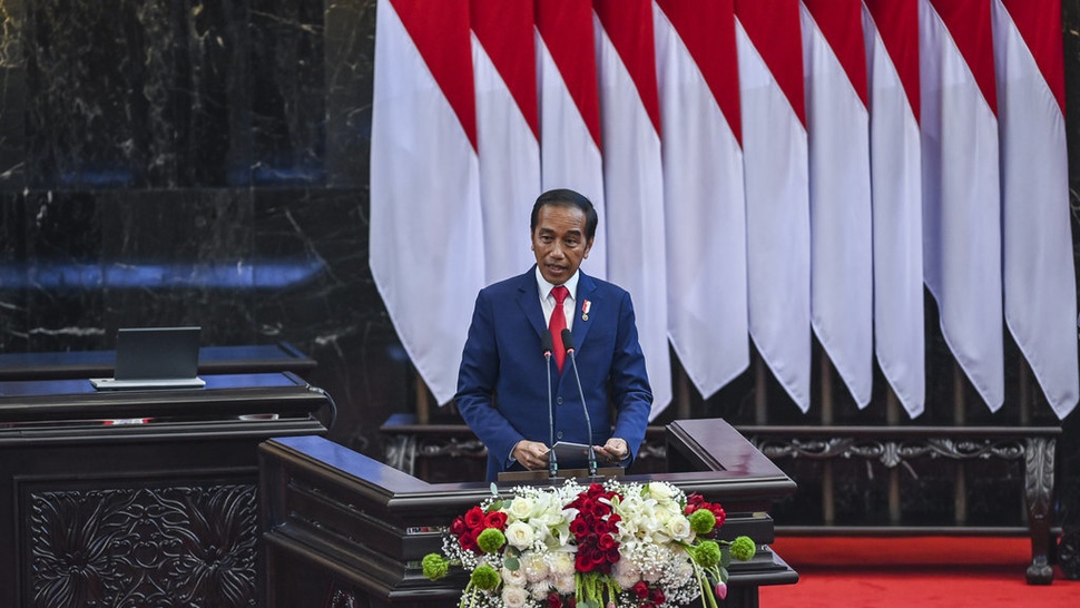 Jokowi Lantik Anggota Dewas & Badan Pelaksana BPKH 2022-2027
