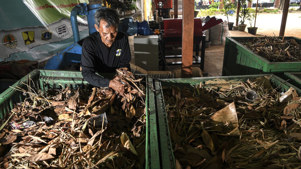 2022/10/11/antarafoto-bahan-bakar-nabati-dari-sampah-11102022-mrh-2_ratio-16x9.jpg