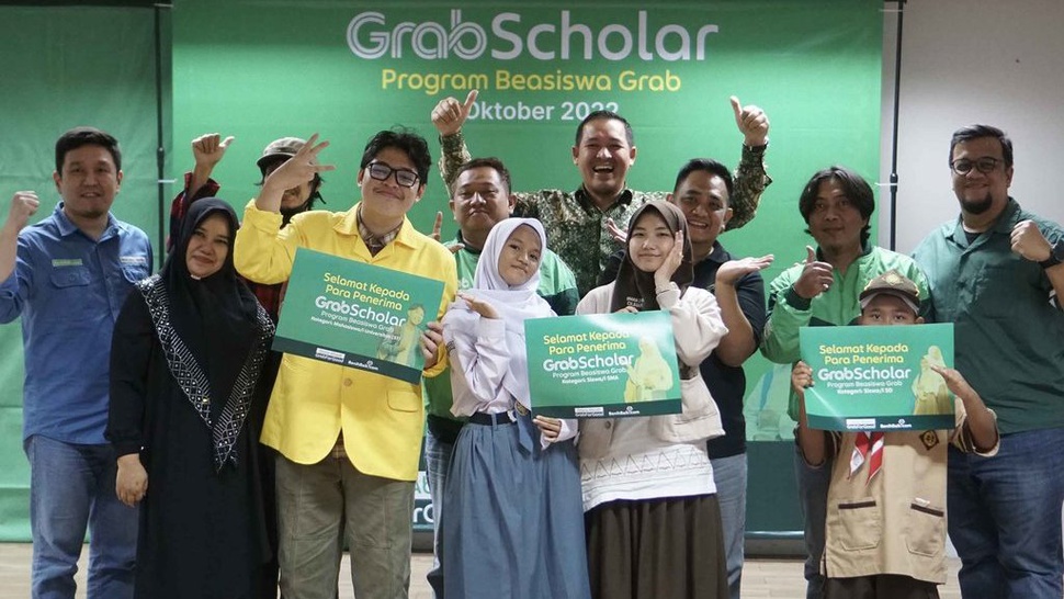 1.158 Anak Mitra Berprestasi di Indonesia Raih Beasiswa Grab