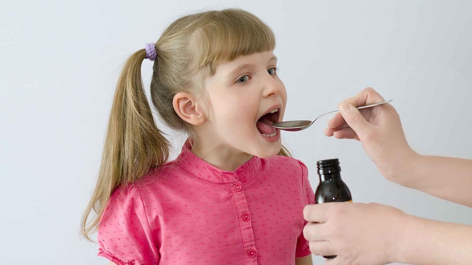 Daftar Obat Sirup yang Mengandung Paracetamol untuk Demam Anak