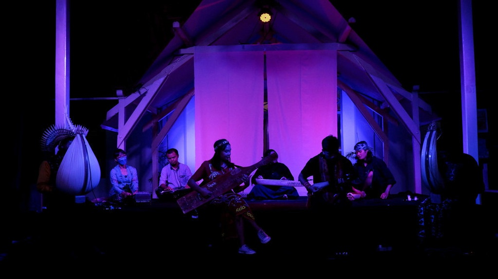 Petikan Musik Surgawi di Festival Batara Endah Sora
