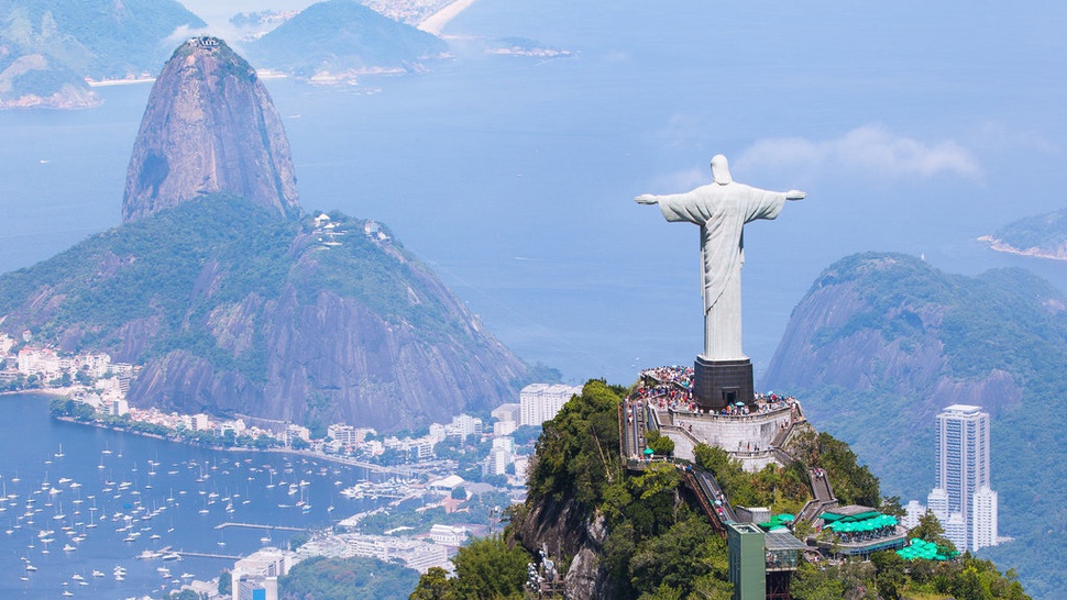 Fakta Unik Patung Christ the Redeemer di Brasil dan Sejarahnya