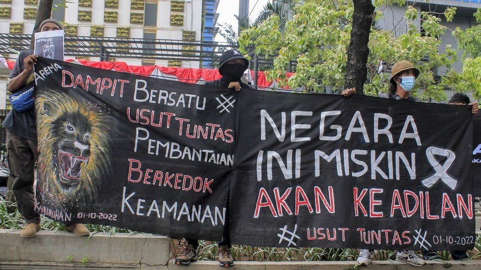 Aremania Desak Jokowi Terbitkan Perppu Usut Tragedi Kanjuruhan