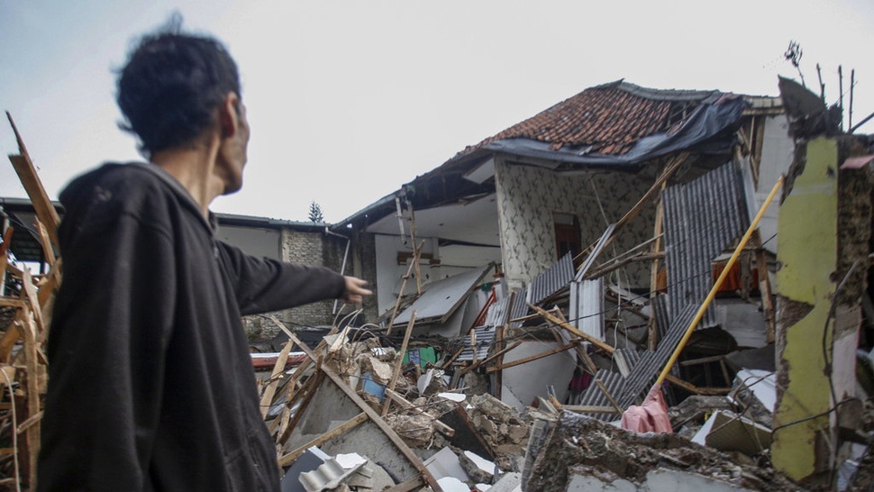 BNPB, BMKG dan DPR Tinjau Langsung Lokasi Gempa Cianjur