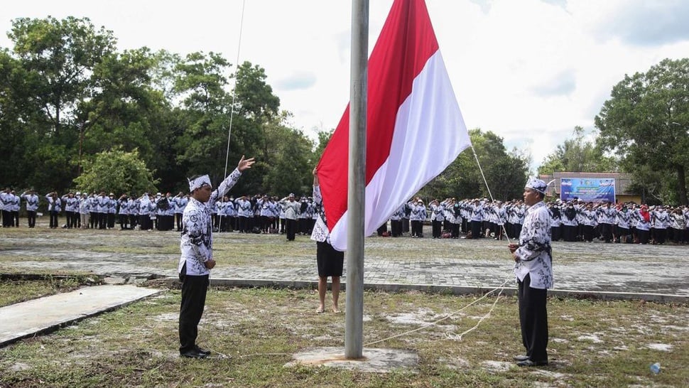 Tata Tertib Upacara Bendera Hari Guru Nasional 2023 & Susunannya