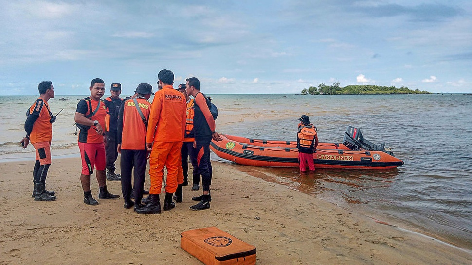 Jenazah Kopilot Helikopter Polri Ditemukan di Perairan Belitung
