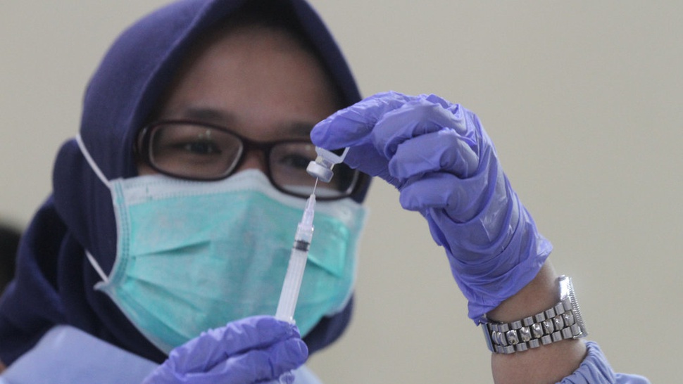 Gandeng Tim Ahli, Kemenkes Bahas Kebijakan Vaksinasi saat Endemi