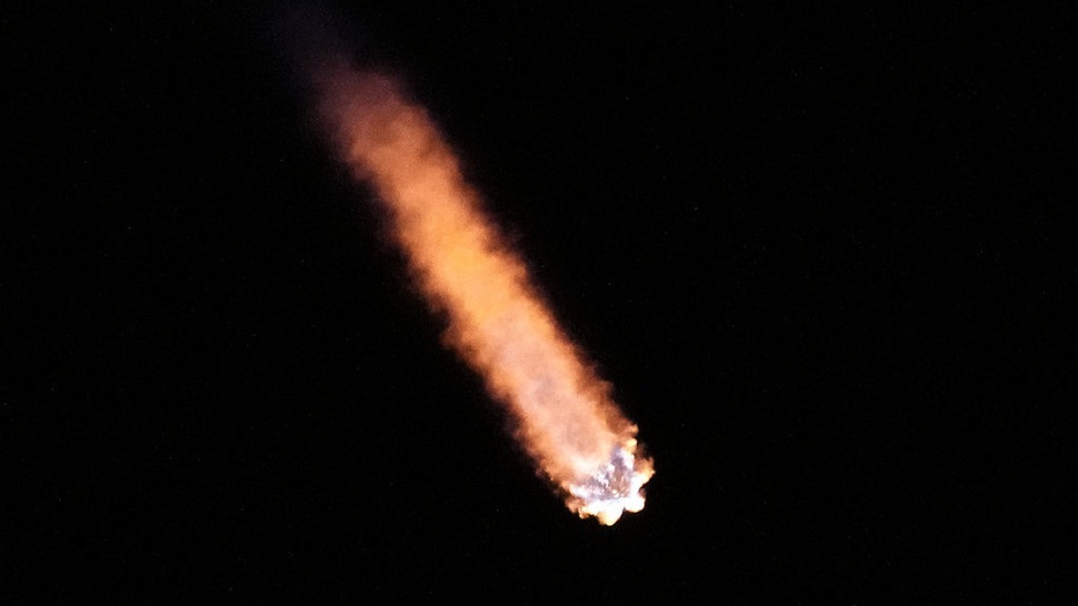 SpaceX Luncurkan Pendarat Bulan Jepang dan Penjelajah UEA