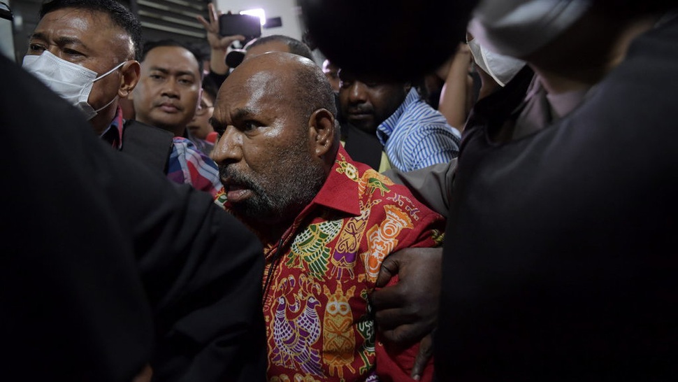 Sekda Papua Ditunjuk Jadi Plh Gubernur usai KPK Tahan Enembe