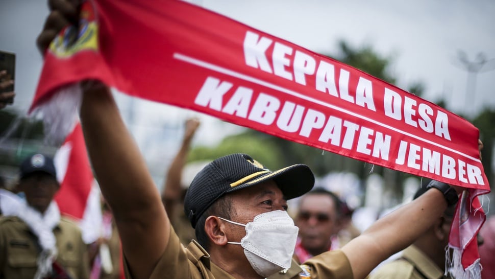 Apa Saja Tugas Kades, Masa Jabatan, Gaji, dan Beda dengan Lurah