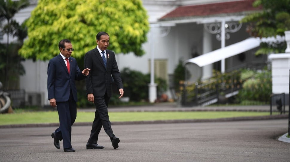 Jokowi Minta Turunkan Biaya Logistik Transportasi Laut