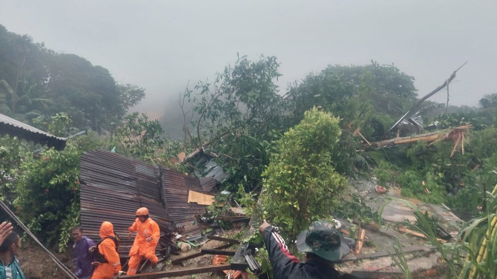 Bencana Longsor di Natuna, Kepri Telan 10 Korban Jiwa