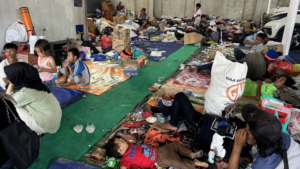 Pemprov DKI Diminta Beri Keperluan Sekolah Pengungsi di Plumpang