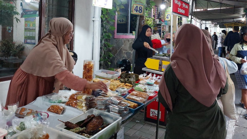 Sejarah Singkat Pasar Ramadan Kauman Jogja & Kue Tradisionalnya