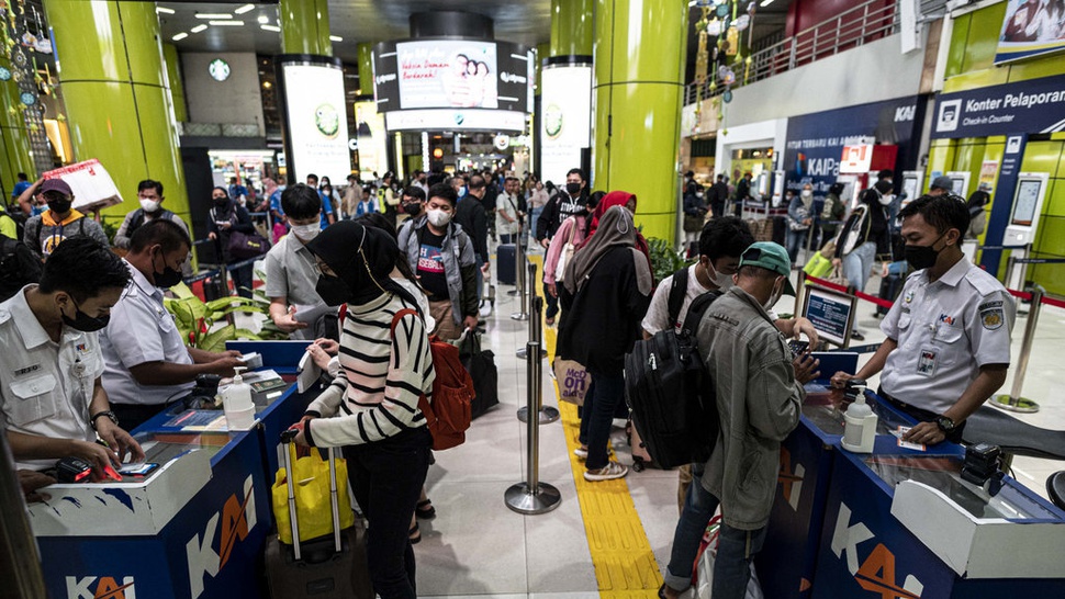 KAI: Arus Balik di Stasiun Pasar Senen-Gambir Diprediksi 40 Ribu