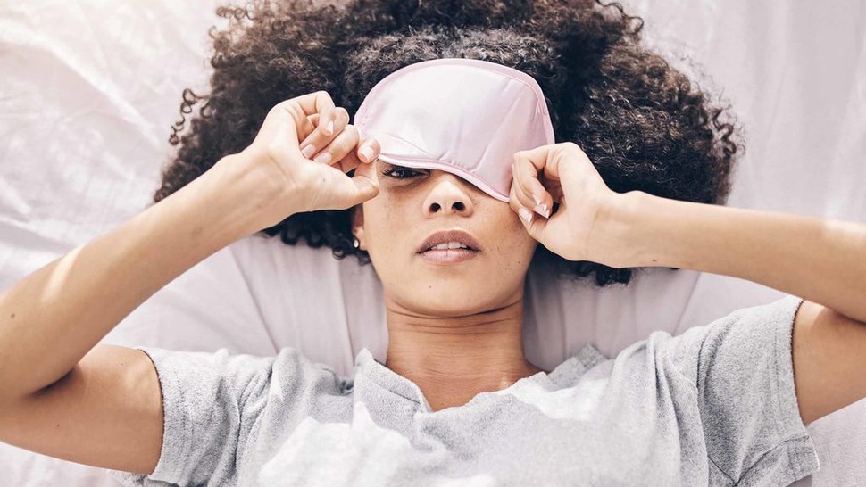9 Cara Menghilangkan Mata Bengkak Setelah Bangun Tidur
