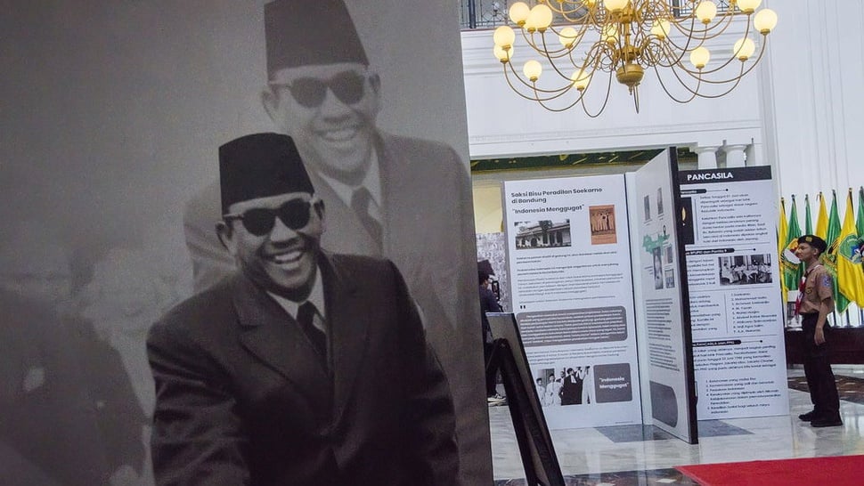 50 Kata-Kata Soekarno untuk Memperingati Hari Pahlawan