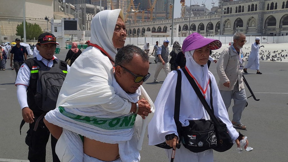 Jelang Puncak Haji 2023, Tim Promkes Gencarkan Edukasi ke Jemaah