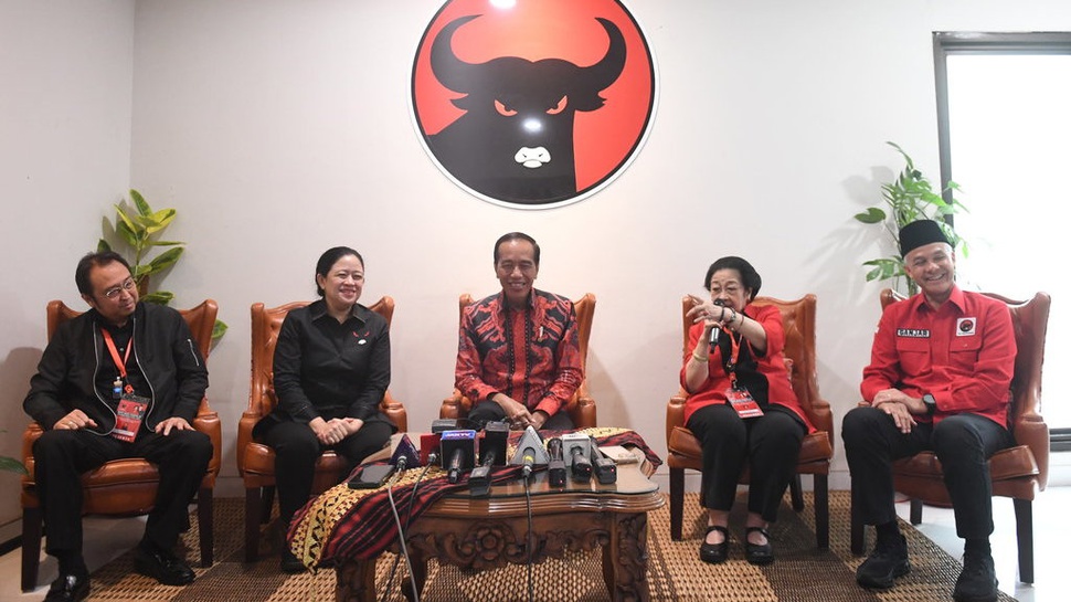 Puan Maharani Klaim Tak Melihat Jokowi Cawe-cawe di Parpol Lain