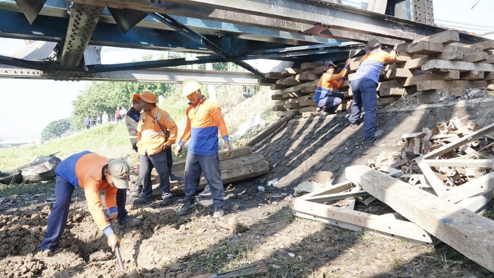 Evakuasi Selesai, Jalur Jerakah-Semarang Poncol Normal Kembali