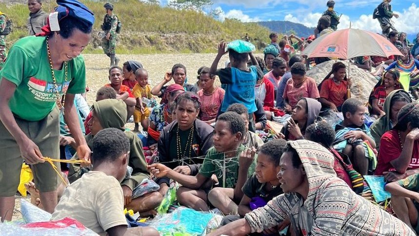 Menko PMK Cari Solusi Permanen Atasi Bencana Kelaparan di Papua