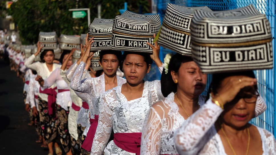 Apa Makna Penyajaan Galungan dan Kapan Dilaksanakan?