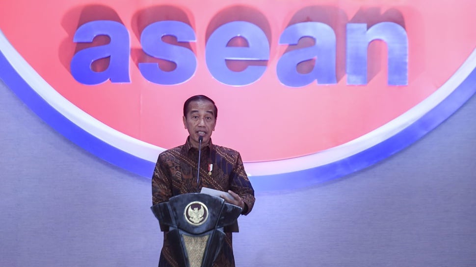 Presiden Jokowi Ingin Agunan Pinjaman KUR Diganti Skor Kredit