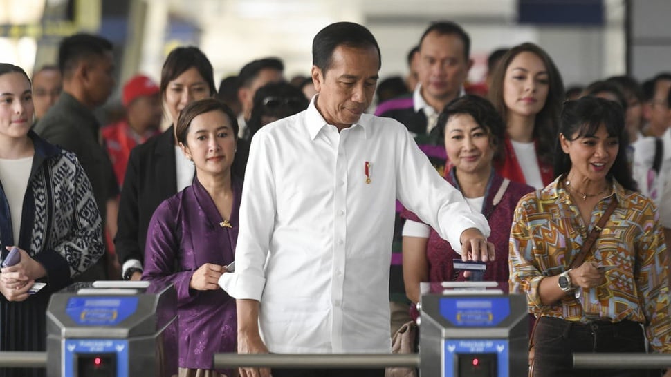 Jokowi Resmikan LRT Jabodebek yang Mulai Beroperasi Hari Ini