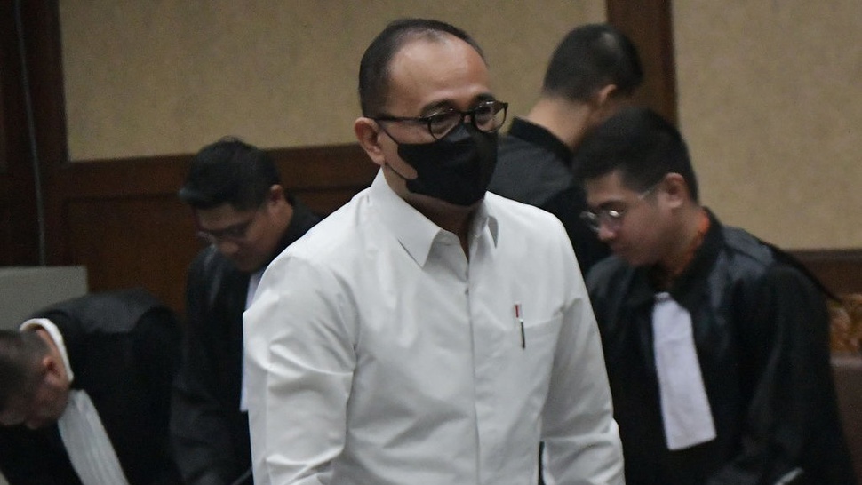 Hakim Tolak Eksepsi Rafael Alun, Sidang Lanjut Pemeriksaan Saksi