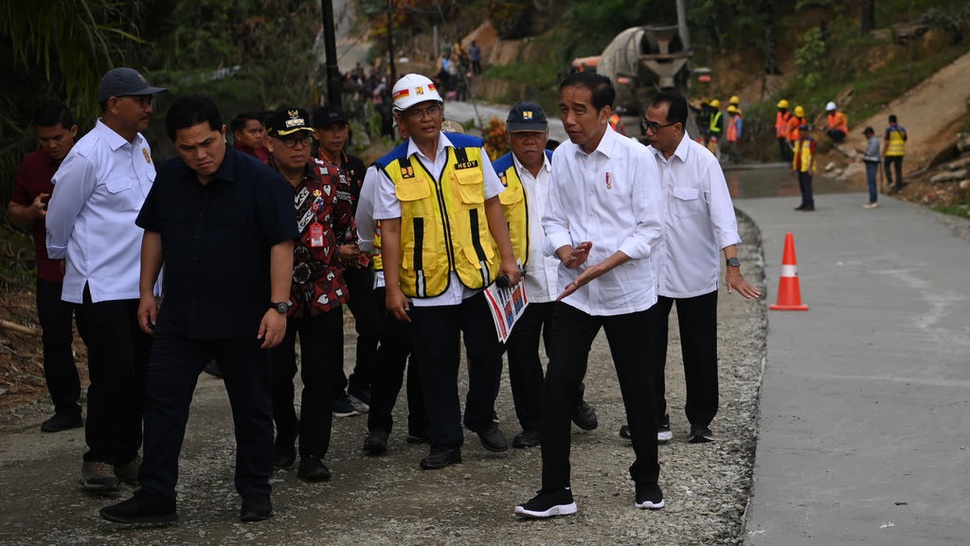 Jokowi Resmikan 27 Ruas Inpres Jalan Daerah di Sulawesi Selatan
