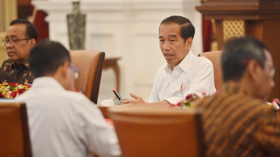 Jokowi Telepon Prabowo-Gibran Ucapkan Selamat Menang Pilpres