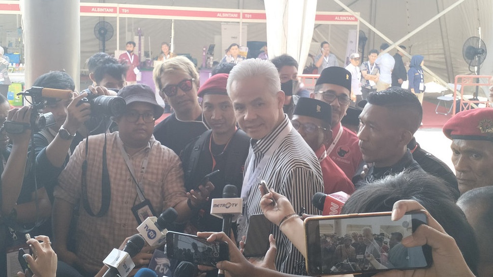 Ganjar Tak Bantah Nama Khofifah & Mahfud Ada di Kantong Megawati