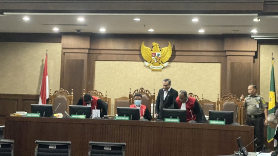 Majelis Hakim Nunggu Kondisi Lukas Enembe untuk Lanjutkan Sidang