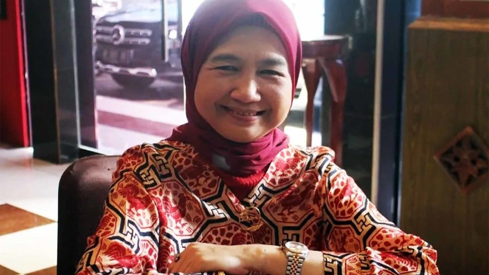 Profil Idayati, Adik Jokowi yang Jadi Istri Ketua MK Anwar Usman