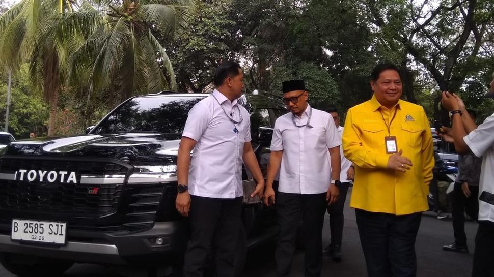 Menteri Jokowi Cuti Hadiri Pendaftaran Prabowo-Gibran di KPU