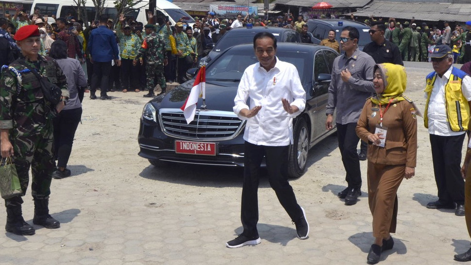 Jokowi Resmikan 16 Ruas Jalan di Lampung Senilai Rp806 M