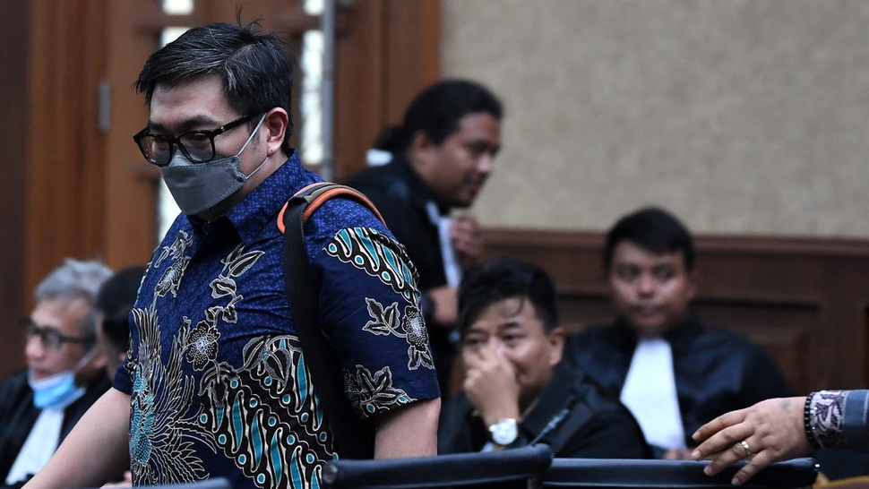 Terdakwa Korupsi BTS Kominfo Mukti Ali Dituntut 6 Tahun Penjara