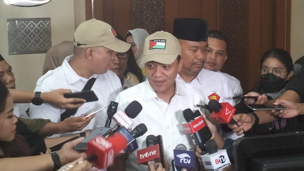 Gerindra Yakin Ridwan Kamil Bisa Kalahkan Anies di Pilgub DKI