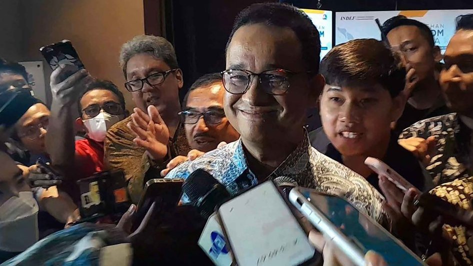 Anies Kritik Birokrasi di Indonesia Dipenuhi Pungli & Premanisme