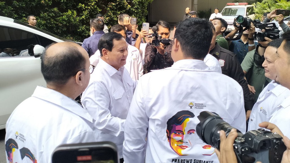 Bobby Sambut Prabowo di Deklarasi Barisan Pengusaha Pejuang