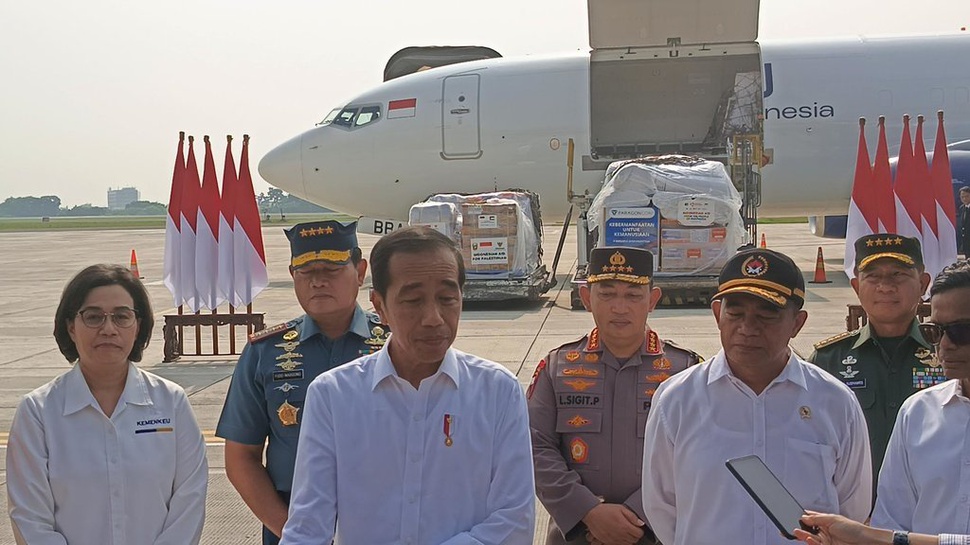 Jokowi Lepas 21 Ton Bantuan Kemanusiaan Tahap Kedua ke Palestina