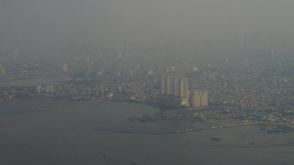 Kualitas Udara Jakarta Tak Sehat, Warga Diimbau Pakai Masker