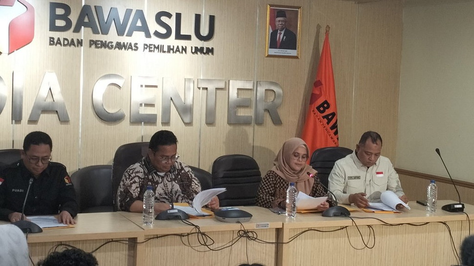 Bawaslu: Mayor Teddy Hadir di Debat sebagai Pengamanan Prabowo